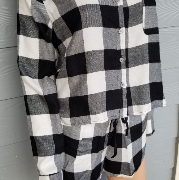 New "Colsie" Flannel Plaid Pajamas - Picture 15 of 15